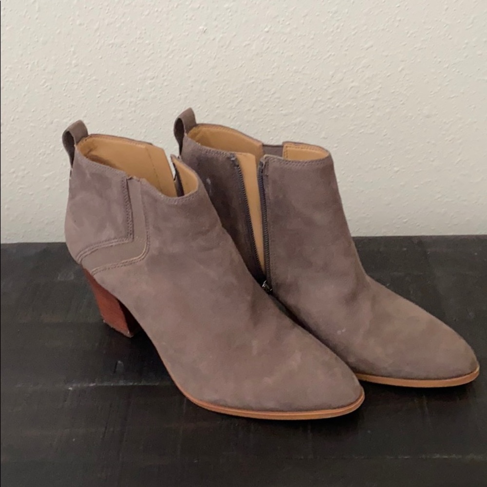 Suede light brown booties